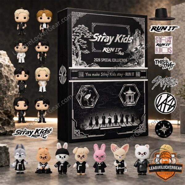 Stray Kids RUN IT 2026 Special Collection Advent Calendar - close-up of idol figurines and collection box