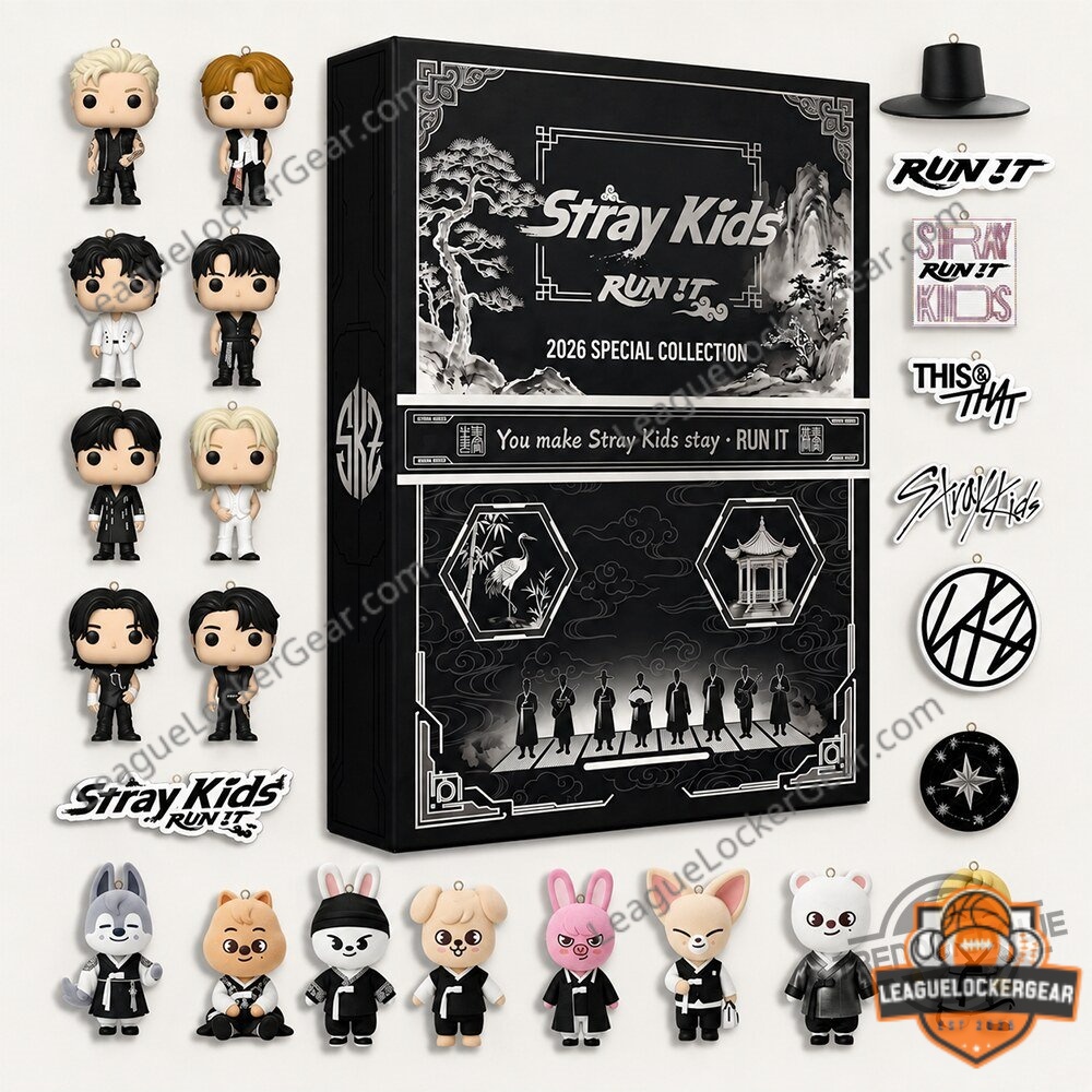 Stray Kids RUN IT 2026 Special Collection Advent Calendar - close-up of collection box and various ornaments